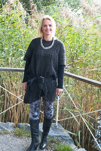 Nü - Knit Poncho Thunder grey