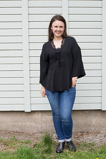 Frontrow - Amy Blouse Lace Black