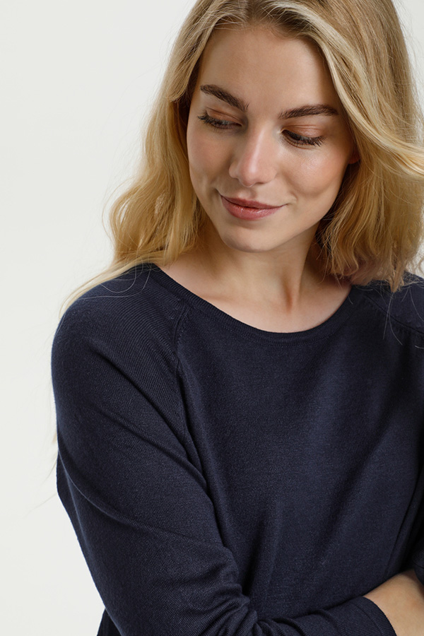 Culture - Annemarie Solid Pullover Salute - 11