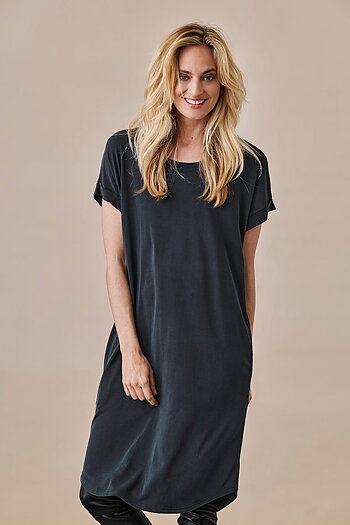 Culture - Kajsa T-shirt Dress Salute
