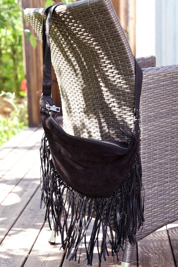 Frontrow - Fringe Body Bag Buff Napa Suede Black - 5
