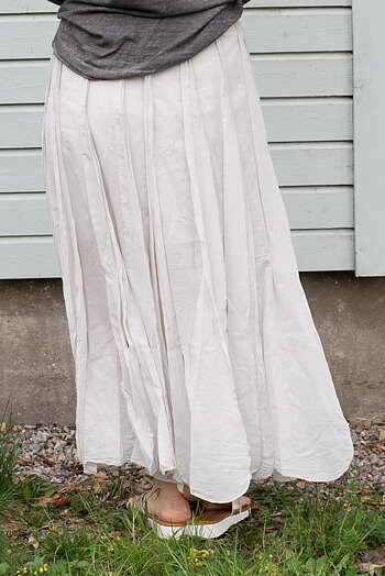 European Culture - Long Skirt