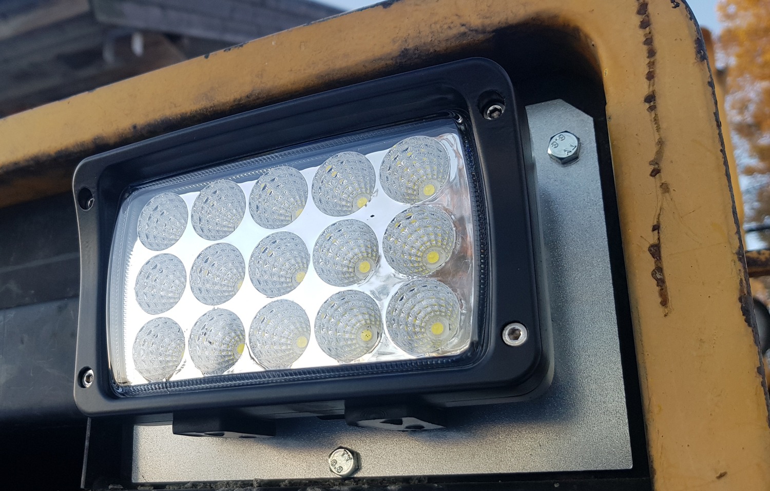 LED Arbetsljus Ombyggnadssats Volvo L50 L70 L90 L120 (Första generationen) och 4200 4300 4400 4500 4600 ** FRI FRAKT ** - 3