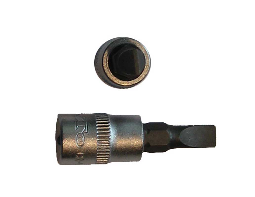 BATO Stifthylsa kort 1/4 tum spår 7mm.