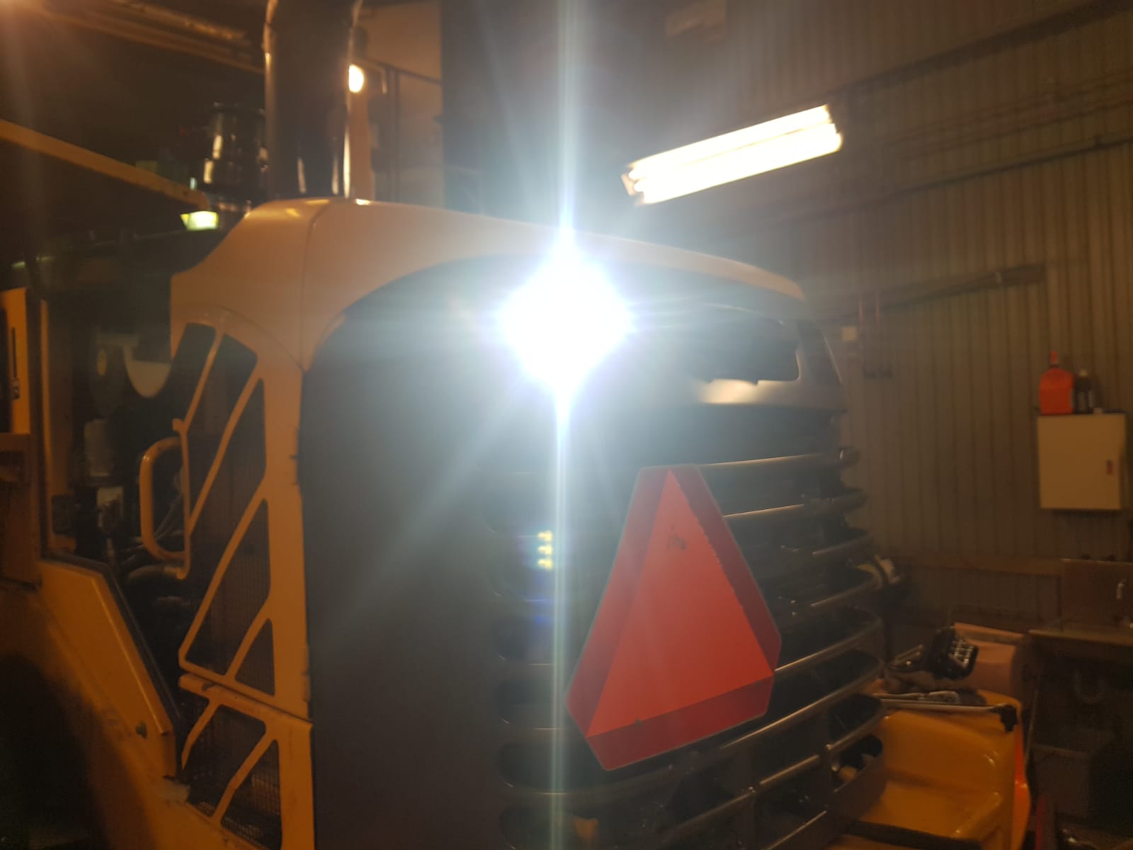 LED Arbetsljus Ombyggnadssats Volvo L60-L120 E & F - 6