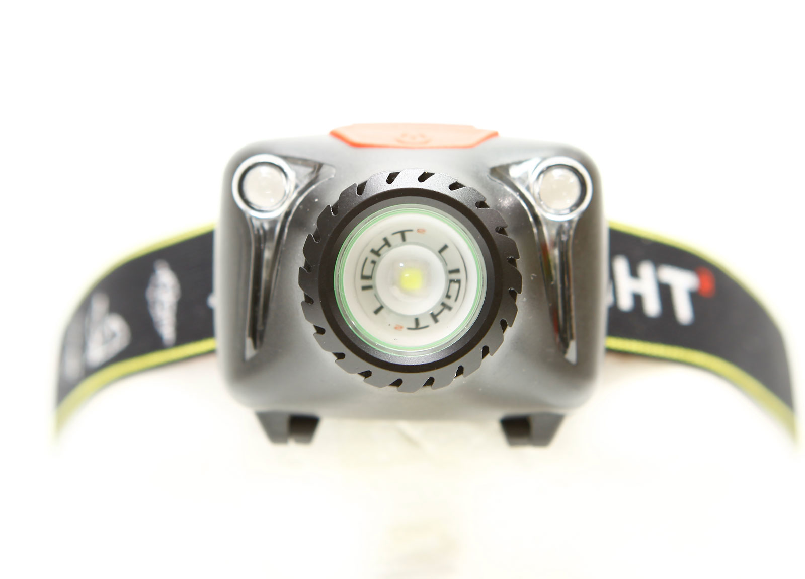 LIGHTSQUARE RH4 - Lätt och ljusstark Pannlampa för löpning, träning, vandring, promenader med laddningsbart batteri, USB-laddning, Zoomfunktion, Rödljus och Vinklingsbar - 2