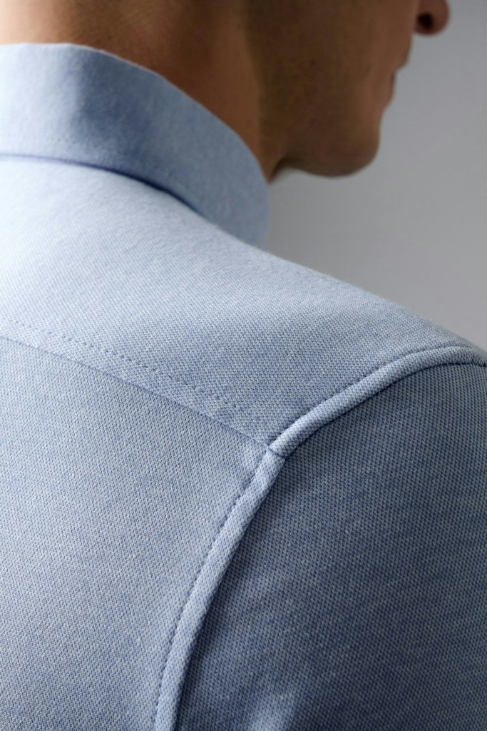Skjorta i jersey slim fit. Märke  DESOTO, färg ljus blå  - 3