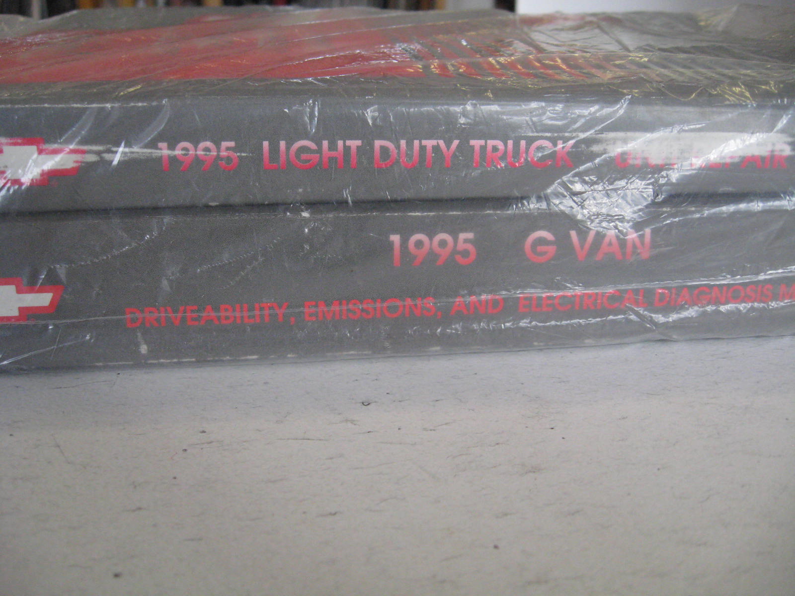 1995 Chevrolet C / K Truck Driveabillity and Electrical Diagnosis Manual + C / K Service Manual Supplement + P- Chassis and G - Van 6.5 Diesel / Turbo Diesel Electrical Diagnosis manual Supplement Set om 3 Böcker