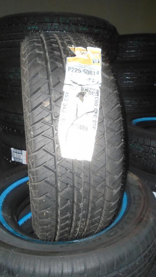 225/60R14 Ultra Radial GT med vita bokstäver - 2