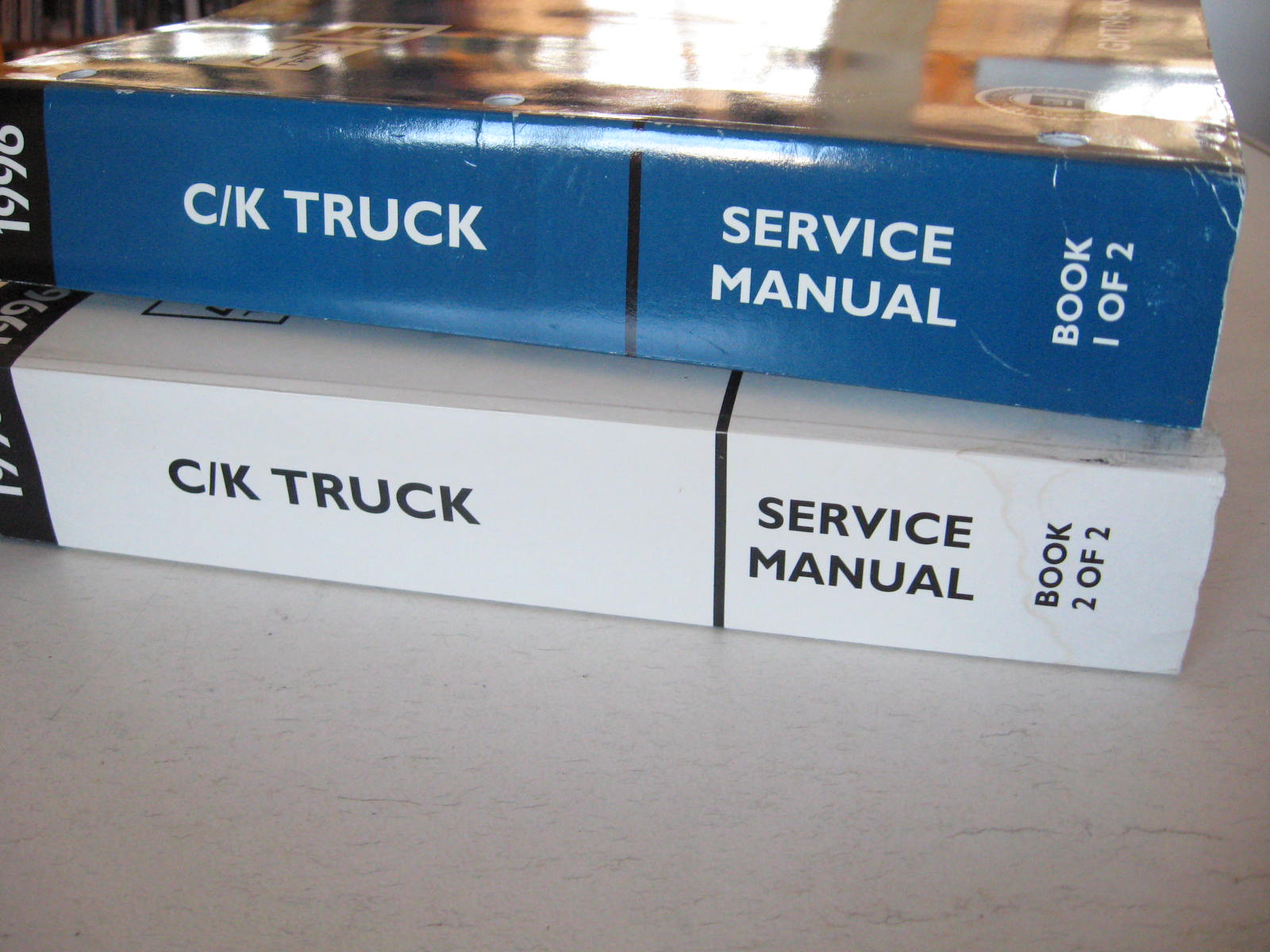 1996 Chevrolet och GMC C/K Truck Service Manual Set om 2 böcker
