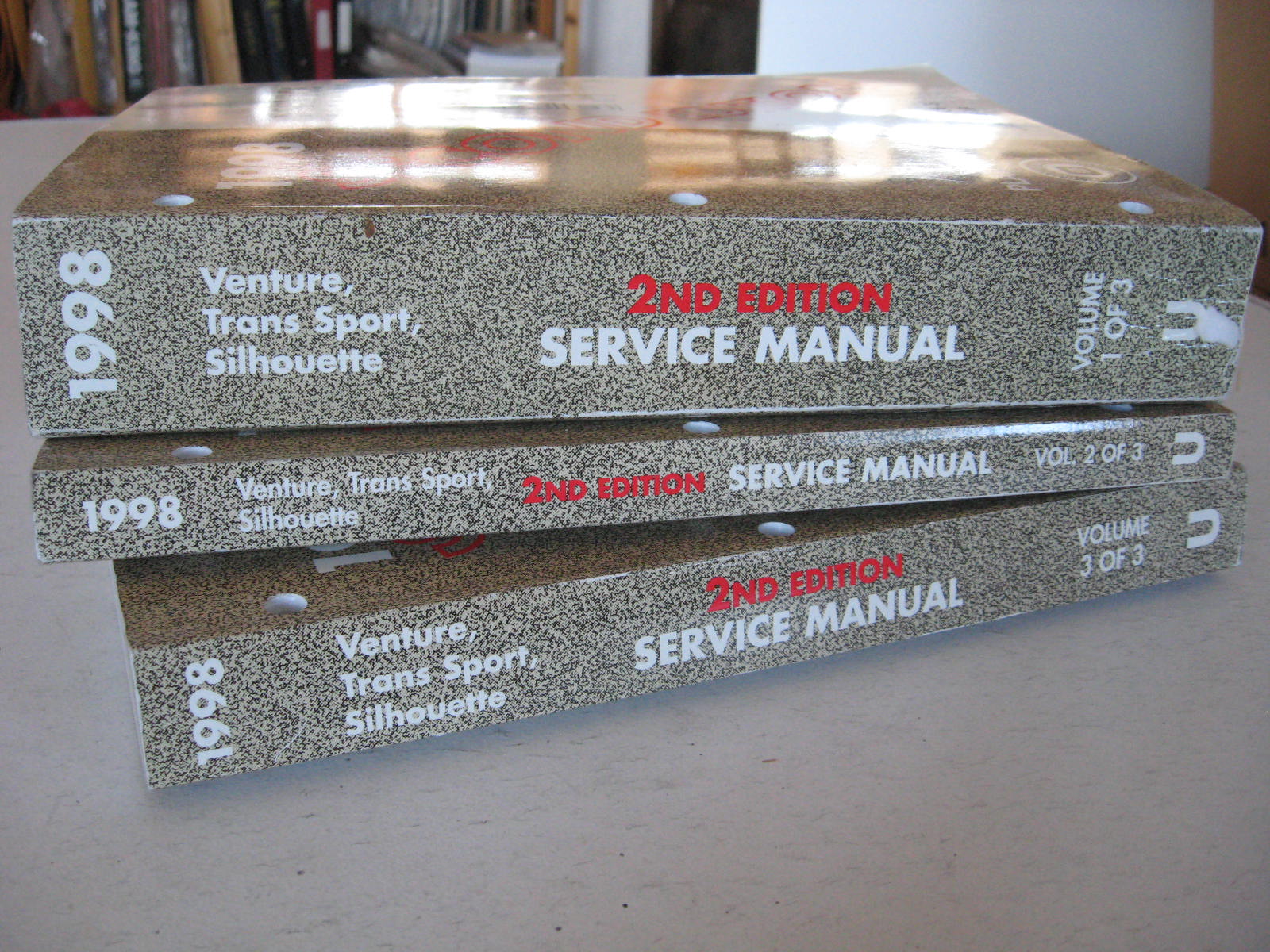 1998 Chevrolet Venture + Pontiac Trans Sport + Oldsmobile Silhouette Service Manual Set om 3 Böcker
