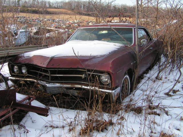 1967 Buick Special Deluxe 2-door Hardtop