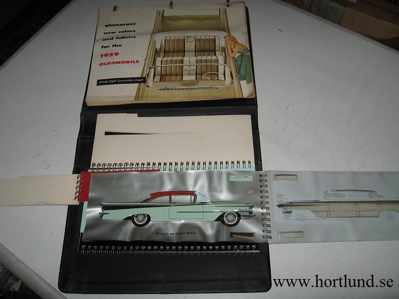 1959 Oldsmobile Dealer Album Colors and Fabrics - 2