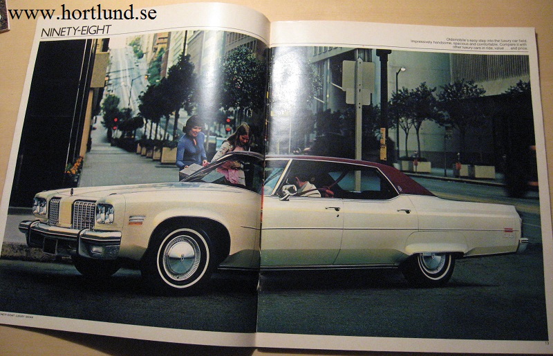 1974 Oldsmobile lyx broschyr alla modeller - 2