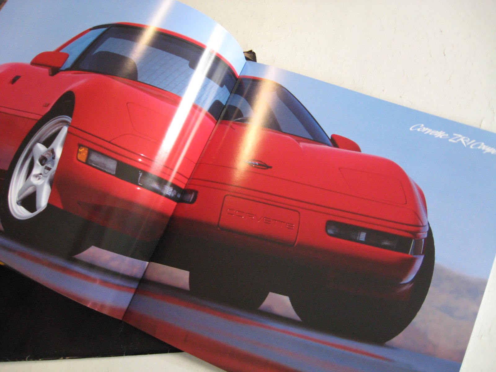 1995 Chevrolet Corvette Lyx Broschyr med Kuvert - 2