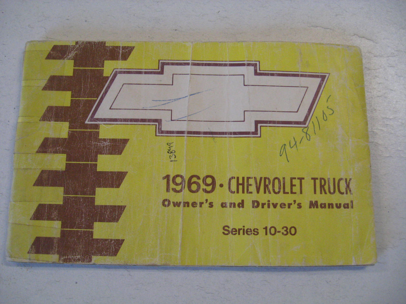 1969 Chevrolet Truck Owners Manual Series 10 - 30