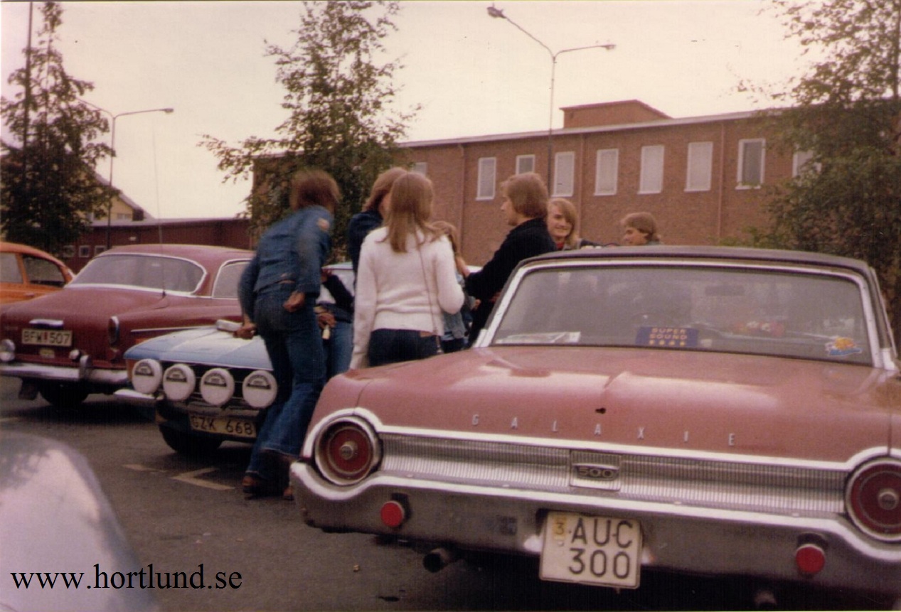 1962 Ford Galaxie 500 Fordor Sedan - 2