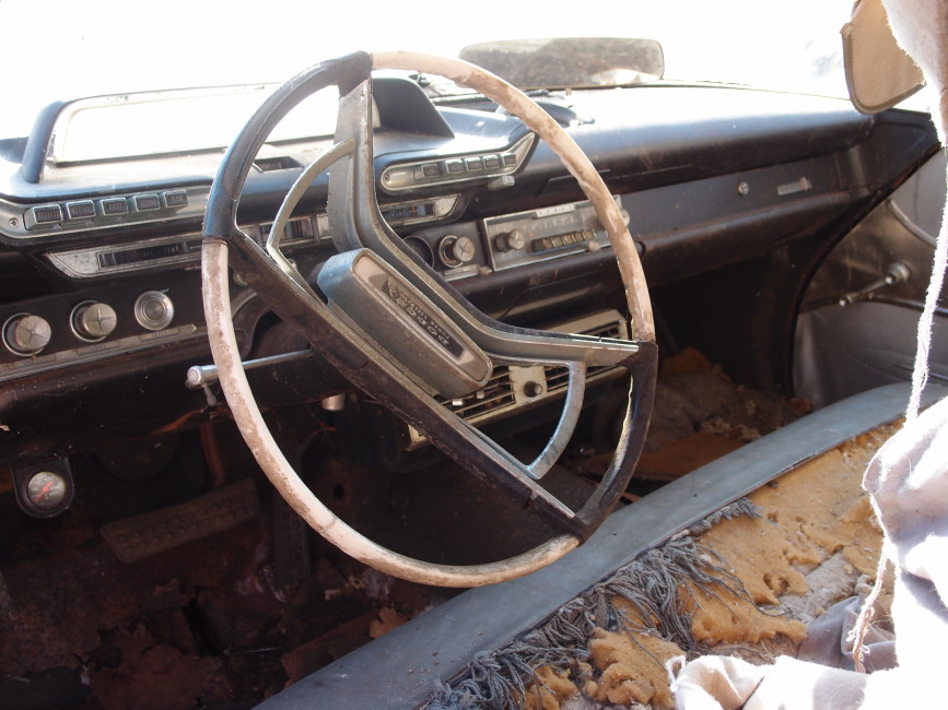 1961 Dodge Phoenix 2-Door Hardtop - 9