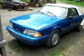 1989 Ford Mustang LX 5.0L Convertible - 3