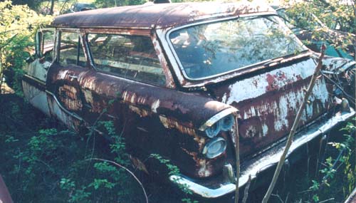 1958 Pontiac Chieftain Safari - 2