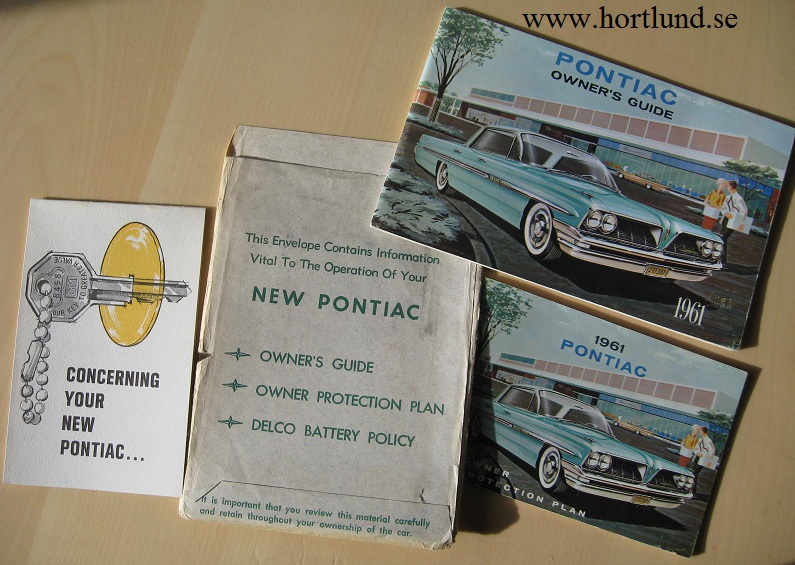 1961 Pontiac Owner's Guide Set