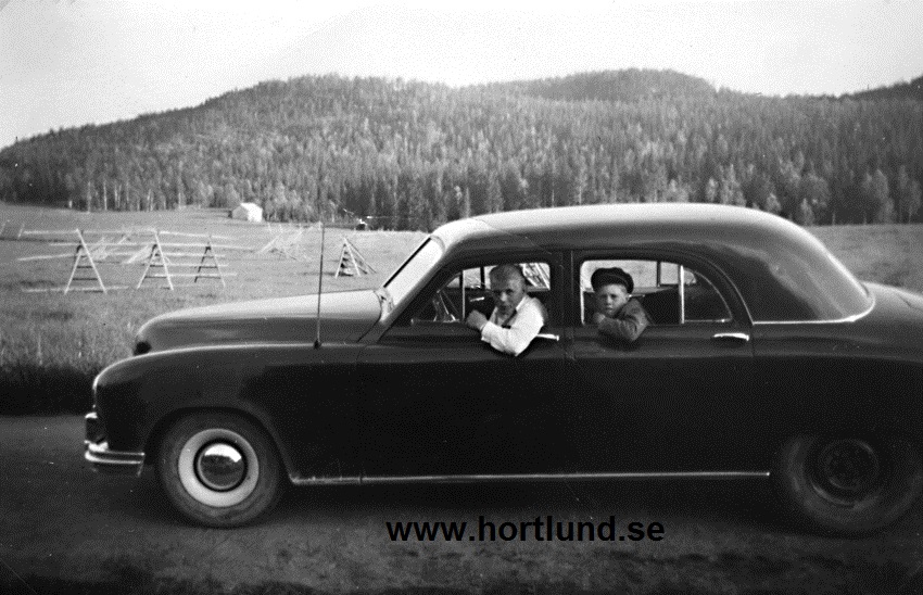 1947 Frazer - 3