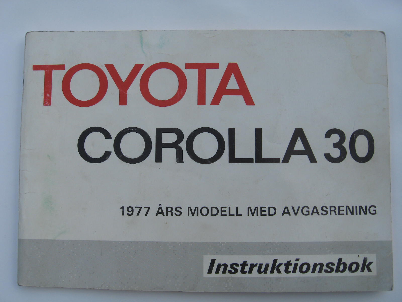 1977 Toyota Corolla 30 Instruktionsbok