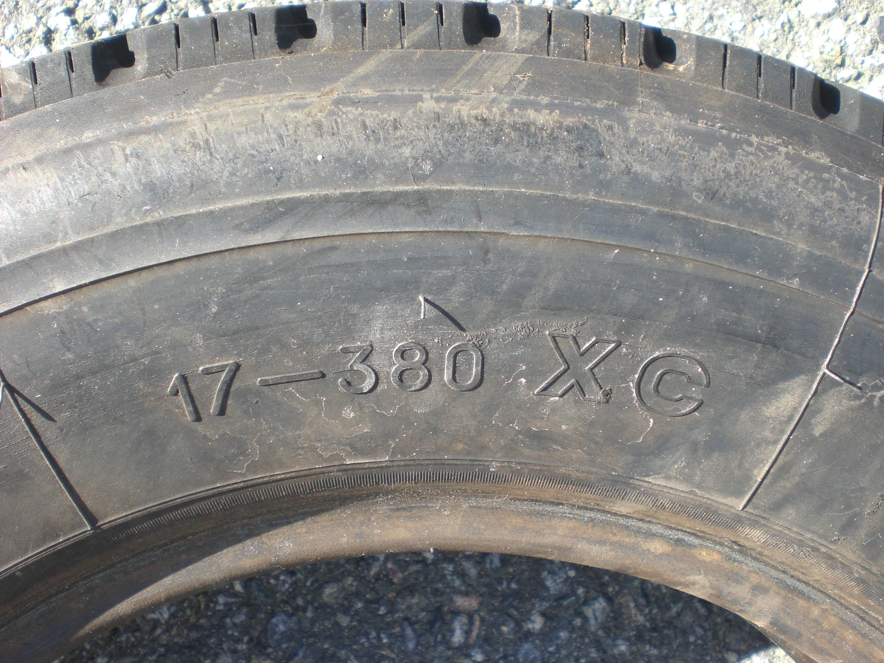 17-380 Michelin XC - 3