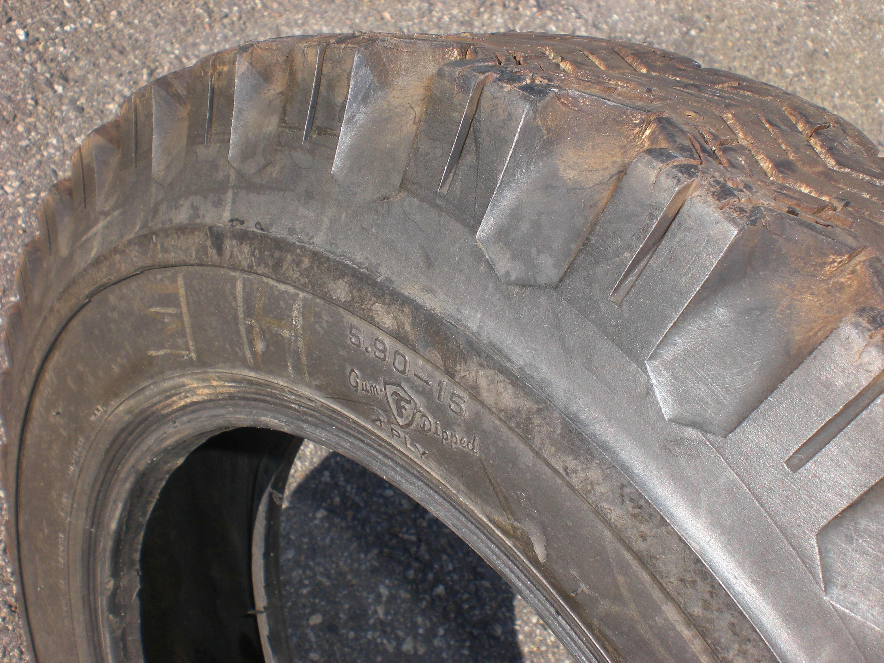 5.90-15 Firestone Town & Country