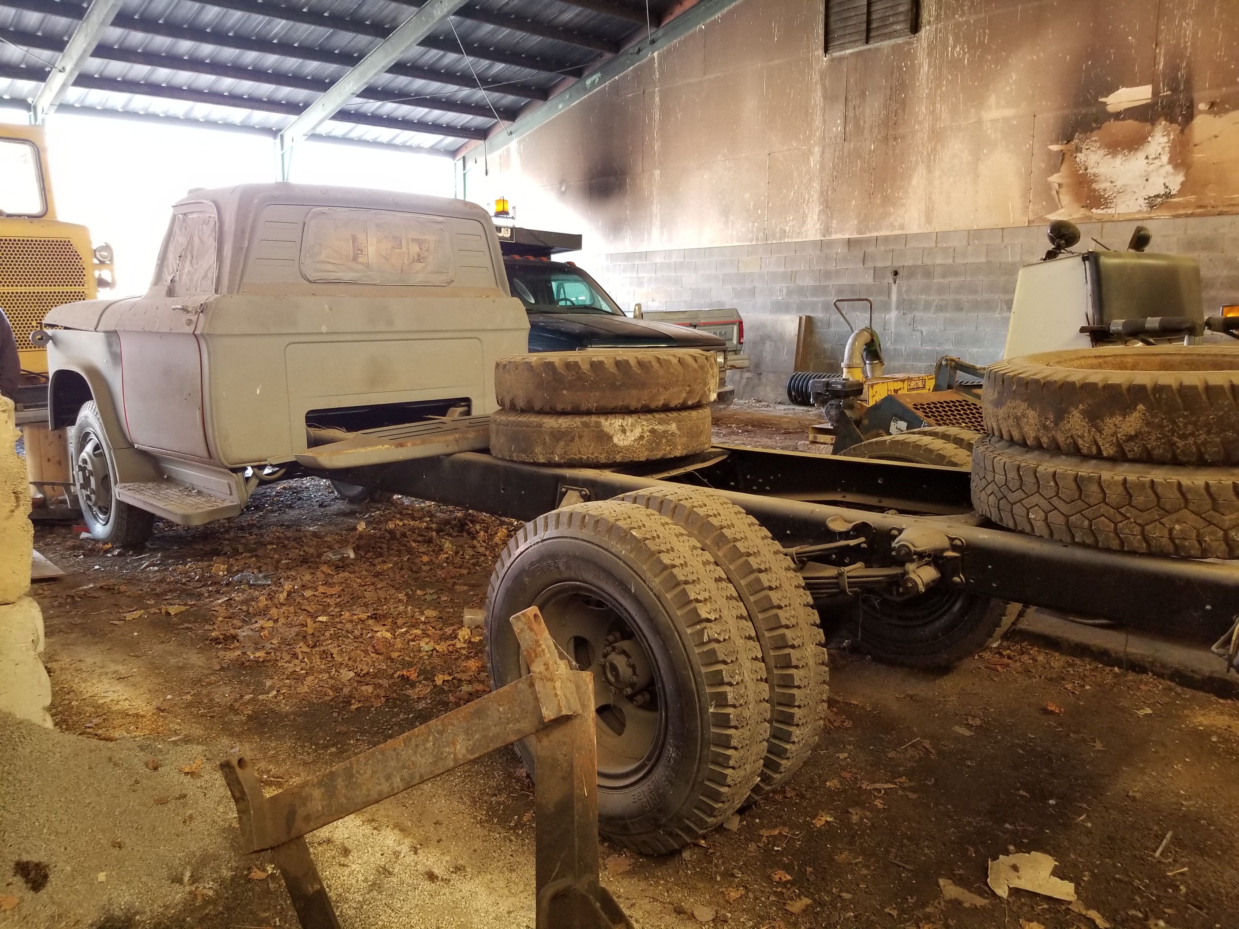 1963 Dodge D500 Truck - 2