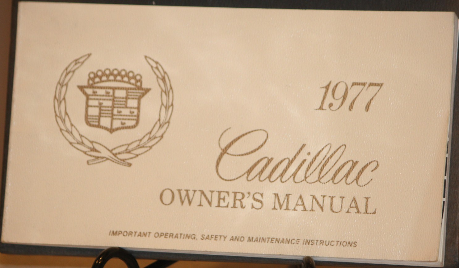 1977 Cadillac Owners Manual