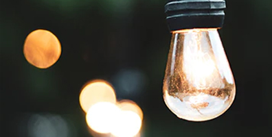 Varför har man studentoverall? Det är en stående tradition på många av landets universitet och högskolor.. »