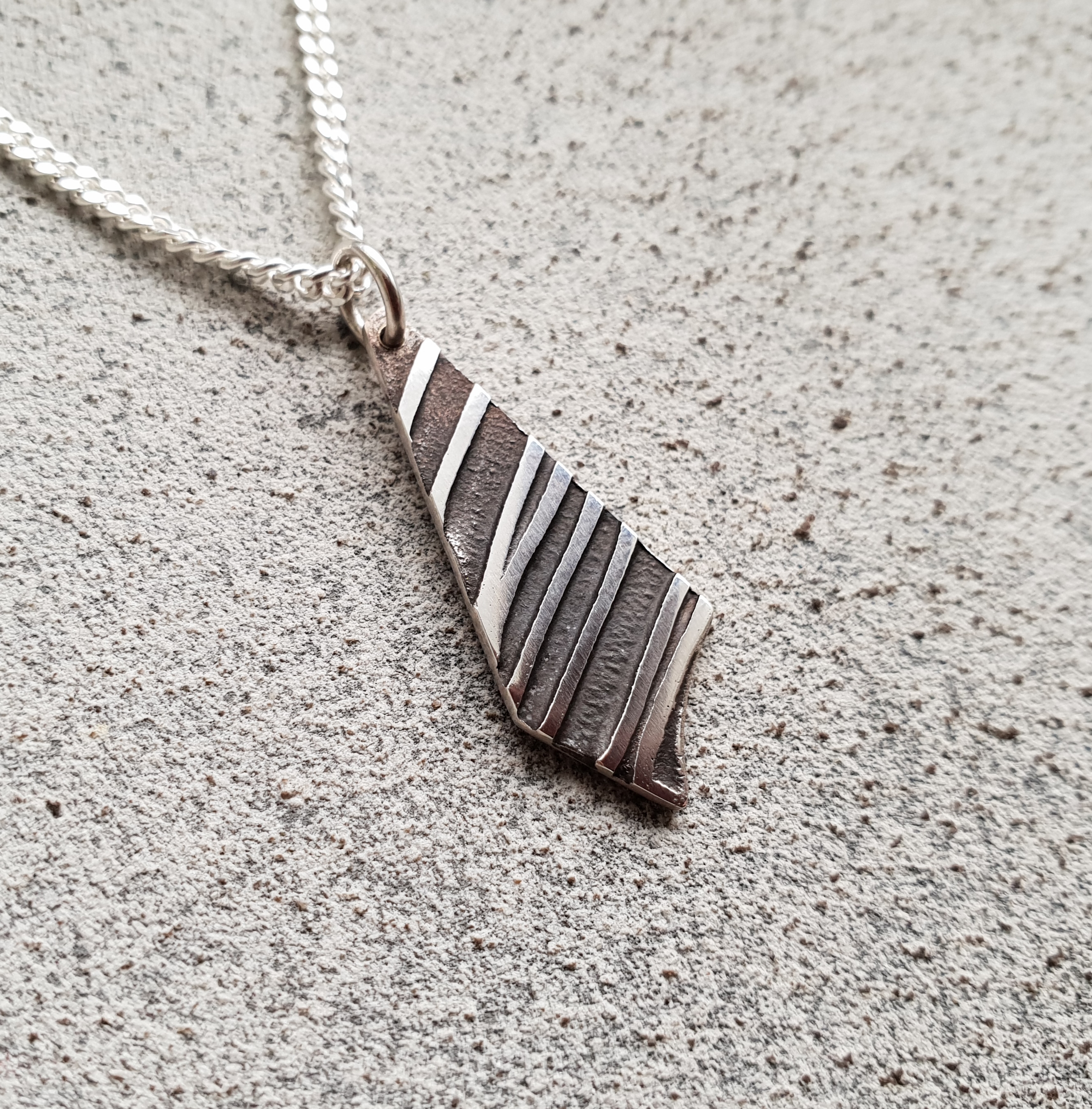 Unikt silverhänge oxiderat randigt - 925 Sterling Silver