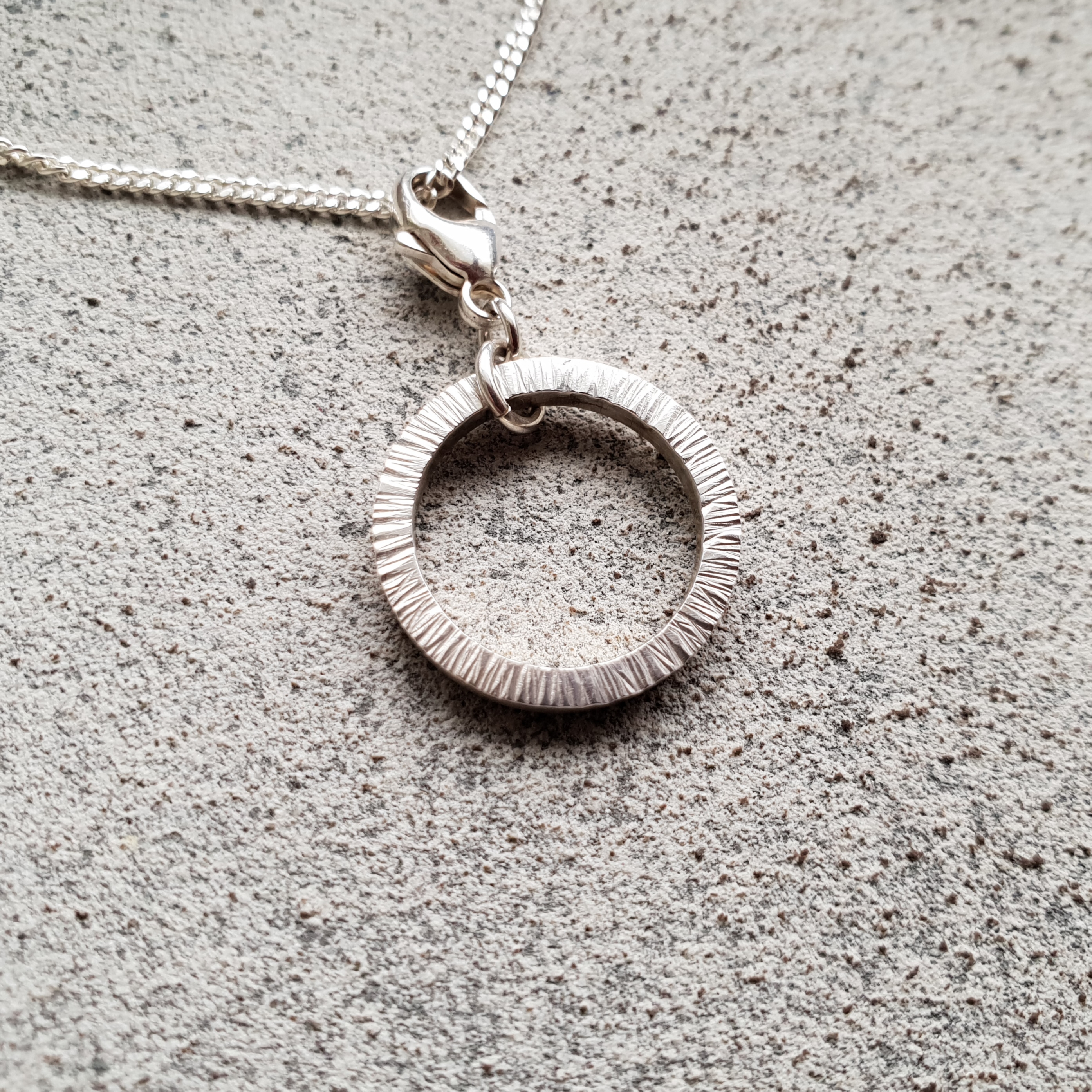 Berlock smidd ring