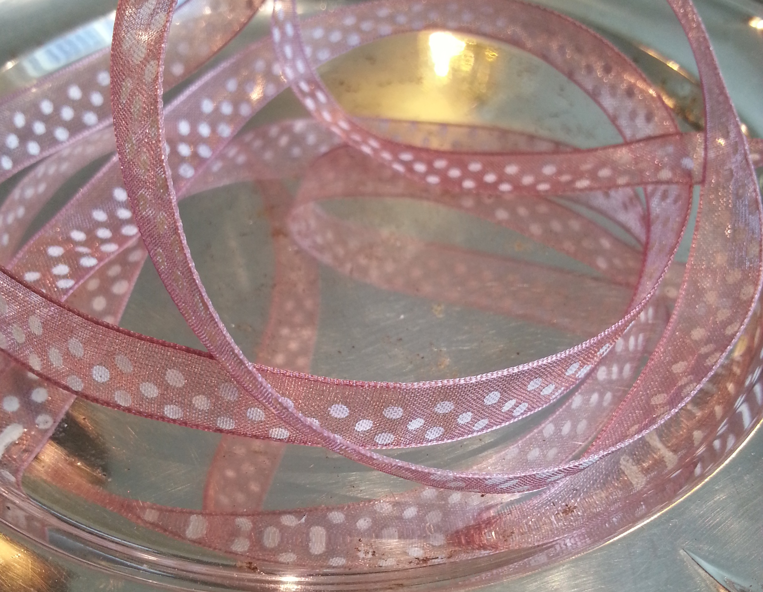 Prickigt organza band 10 mm - plum