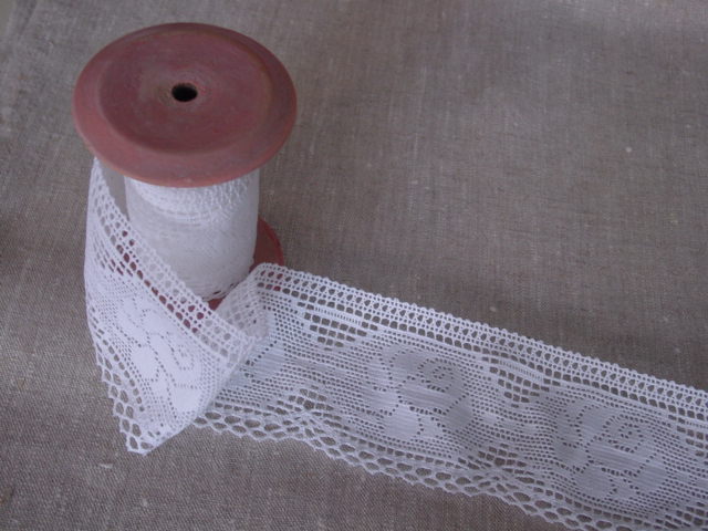 Vit spets Udd 80 mm