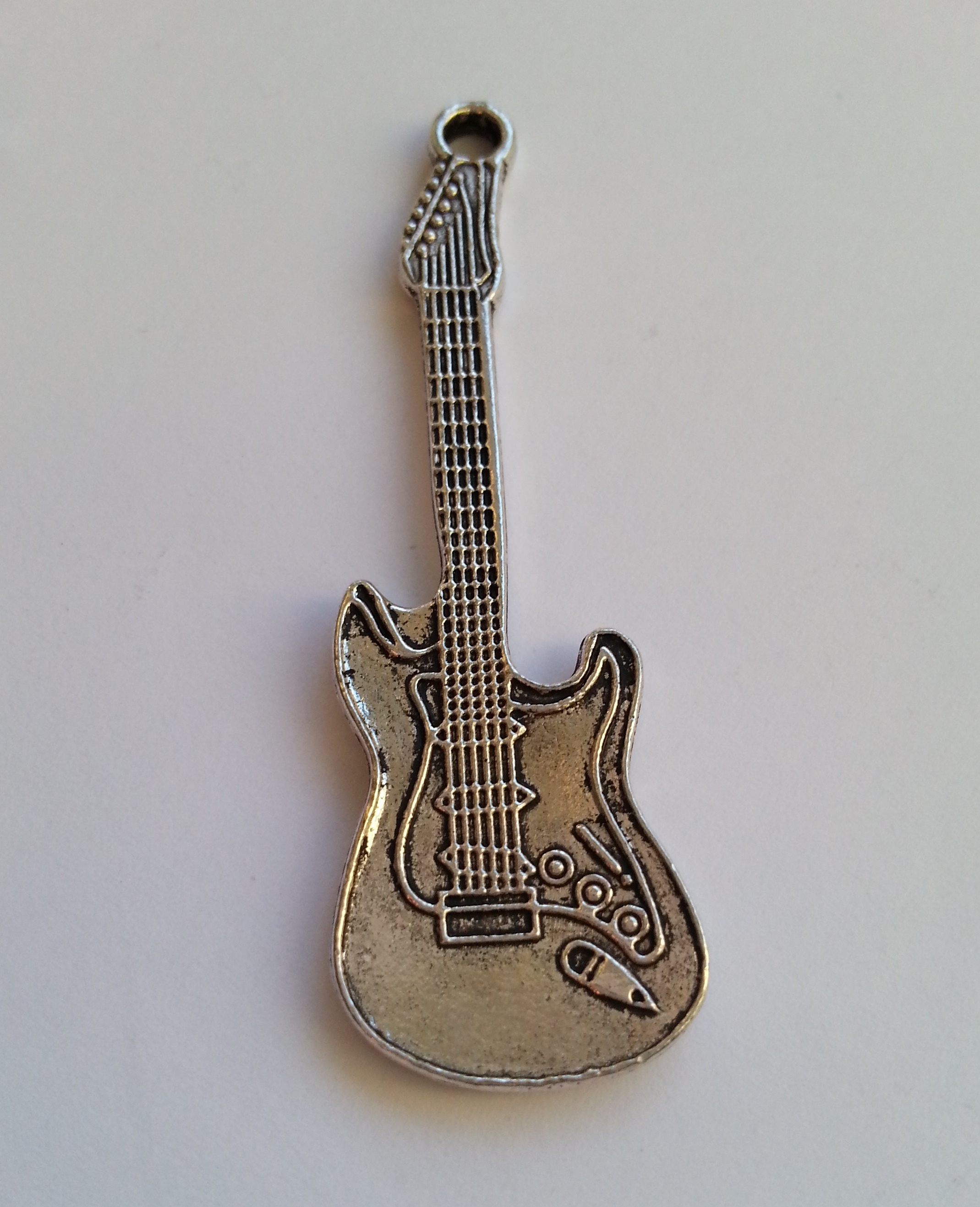 Charm Gitarr 55 mm - 1 st