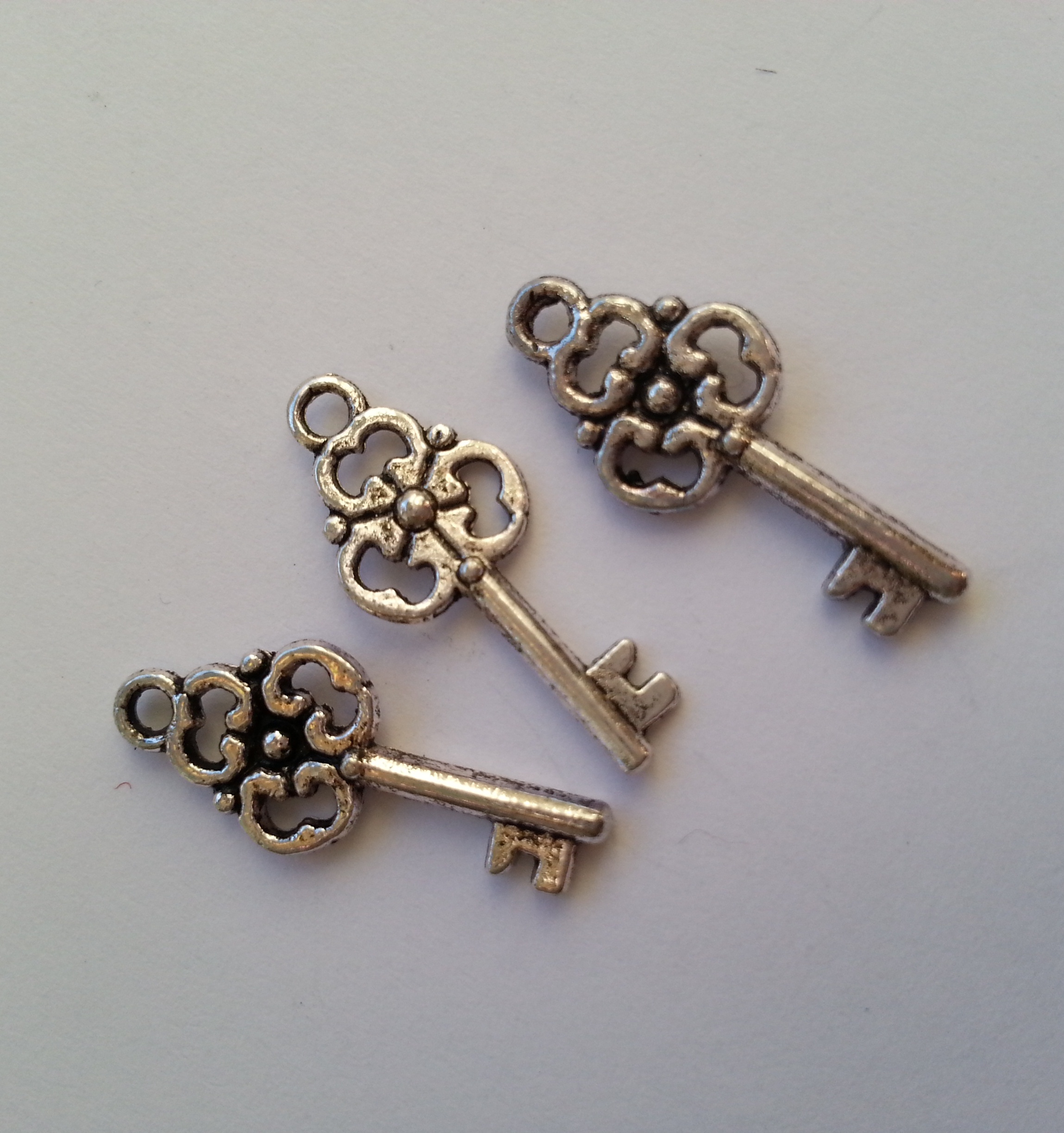 Charm Nyckel 23 mm - 3 st