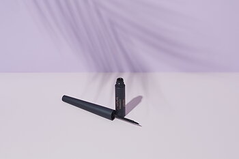 Liquid Eyeliner - Black - INIKA