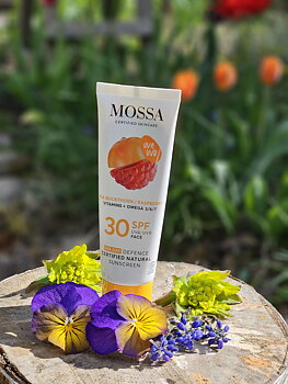 365 Days Defence SPF 30 Certified Natural sunscreen 50 ml  - Mossa certified skincare