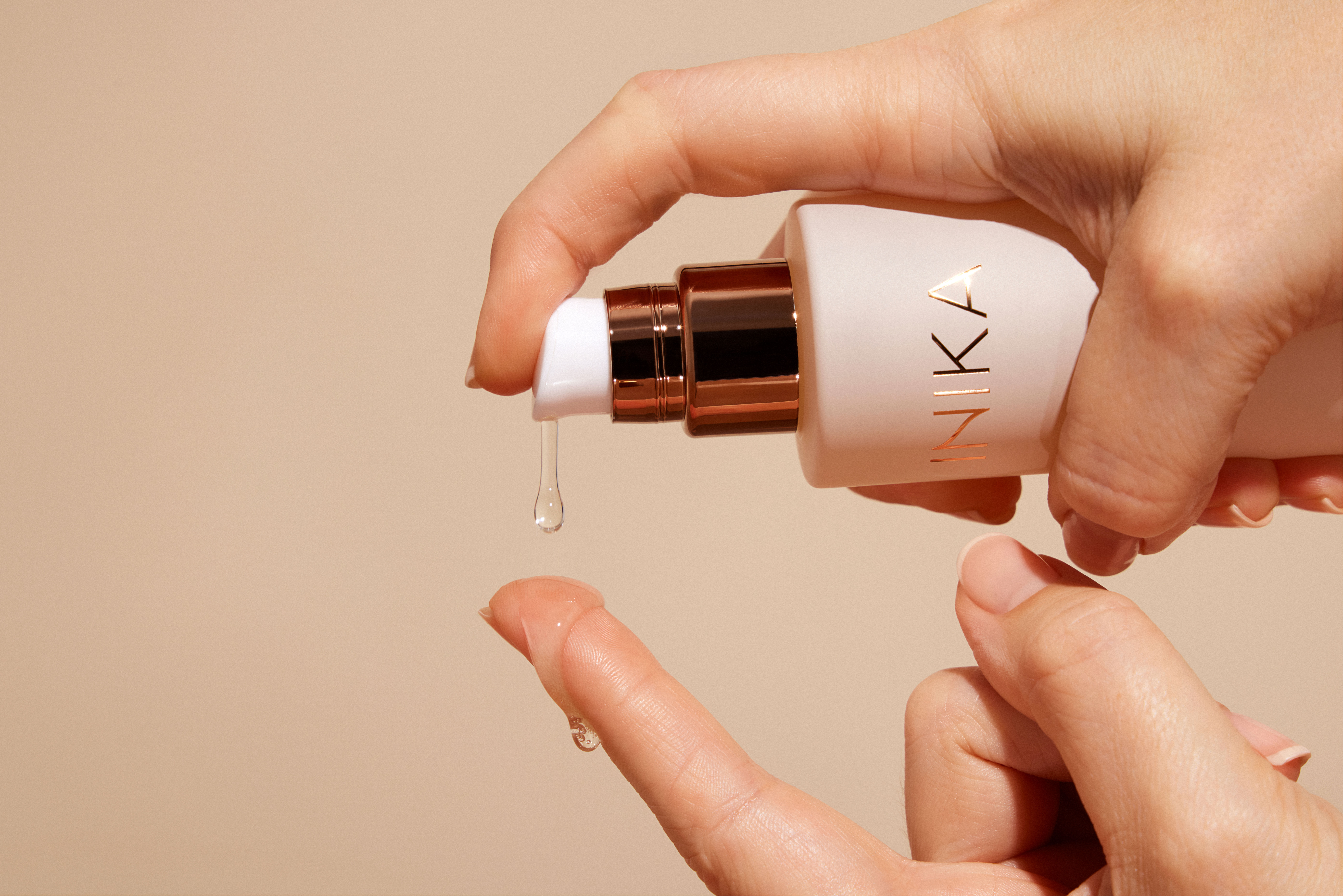 Adaptogenic Cleansing Oil - INIKA  - 2