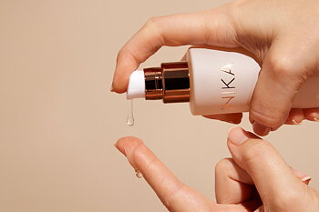 Adaptogenic Cleansing Oil - INIKA 