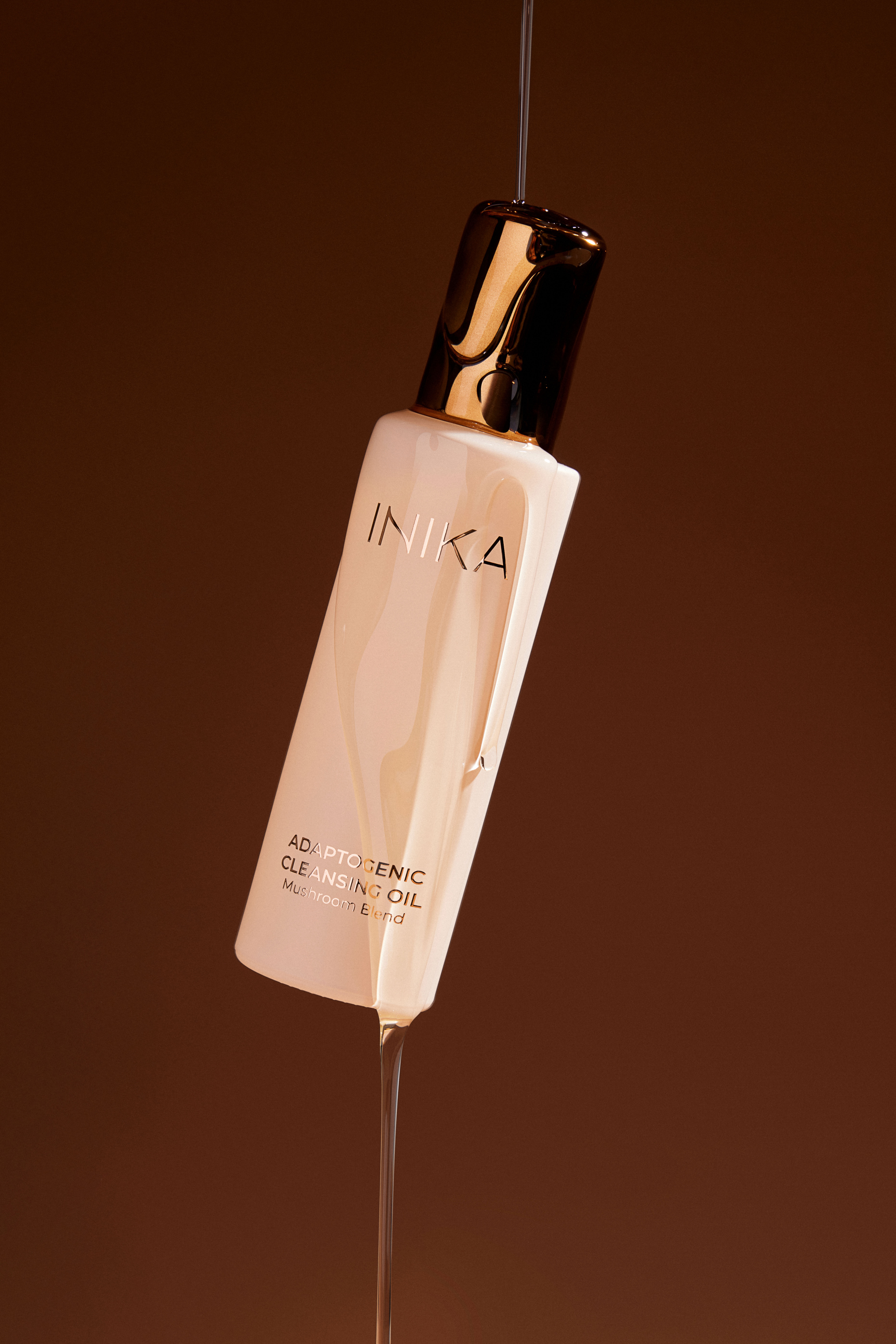 Adaptogenic Cleansing Oil - INIKA  - 4