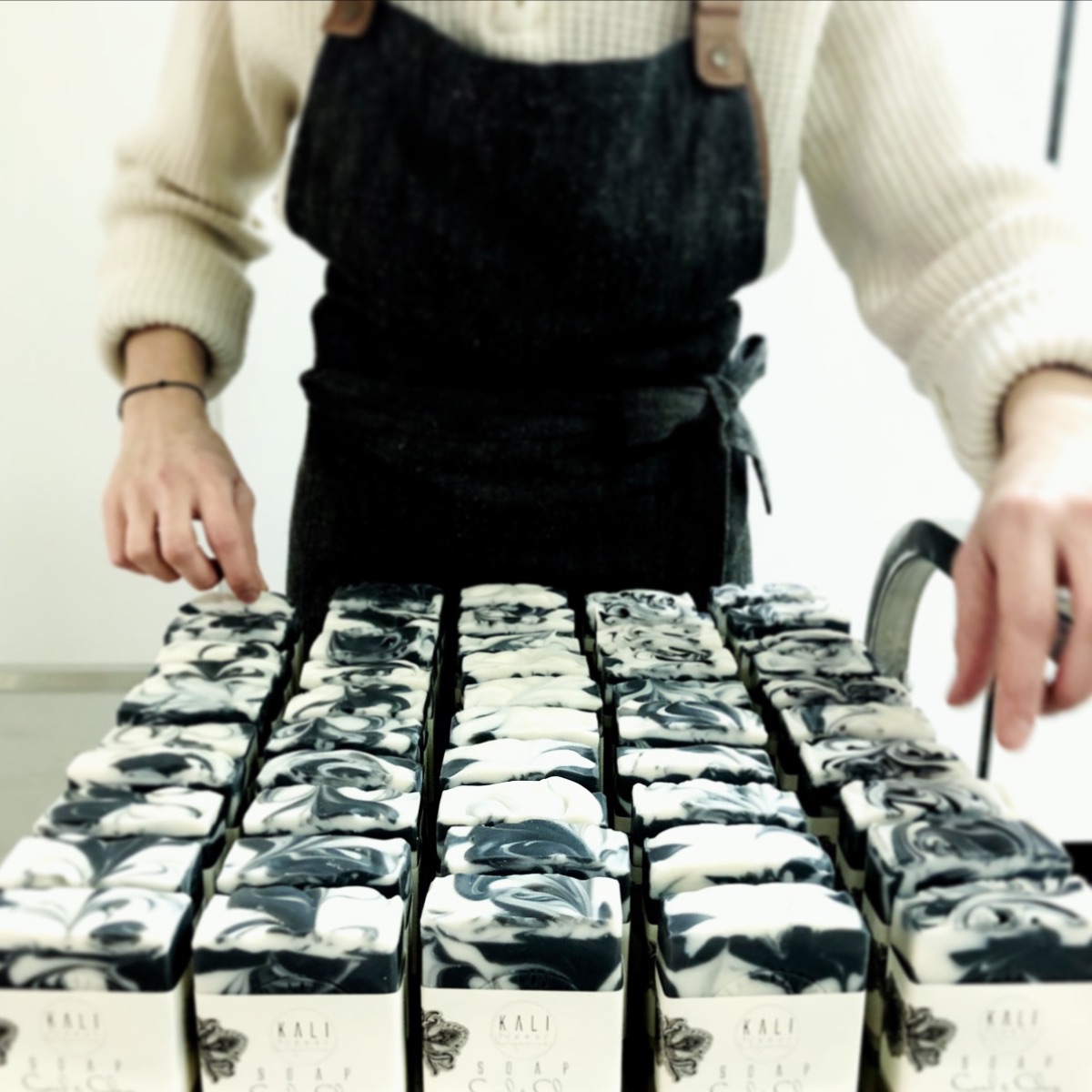 Bonusgåva 2500 poäng Coal & Clay fast tvål  -  KaliFlower, värde 159:- - 3