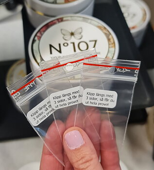 Tester -  No 107. Köp minitest i plast zippåse