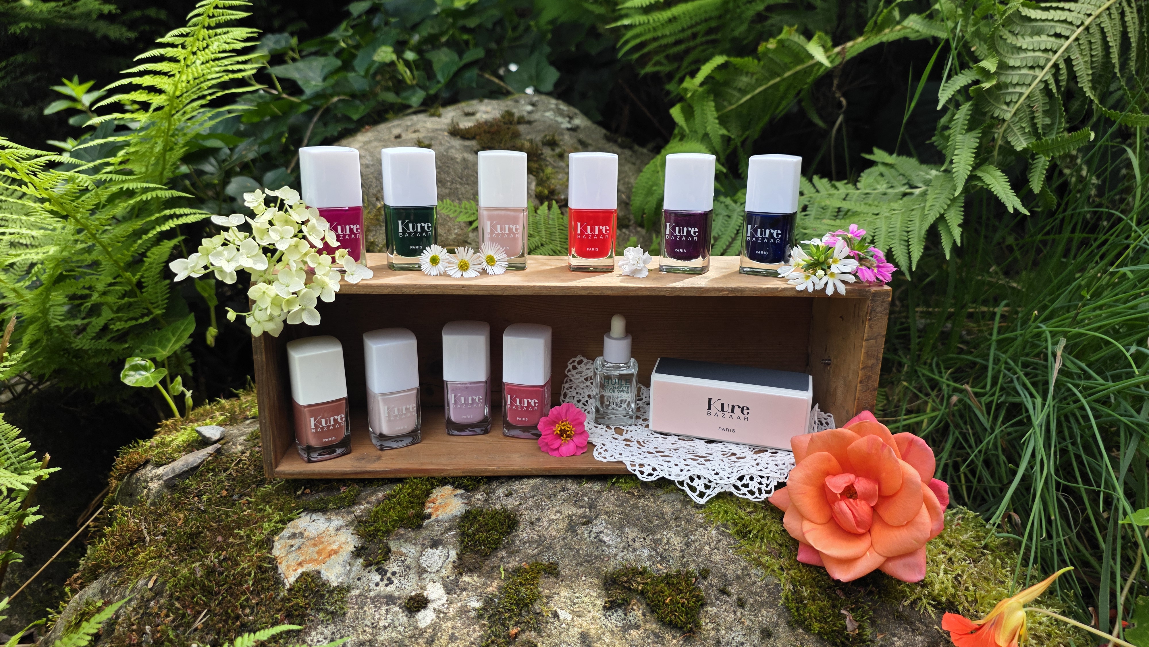 Kure Bazaar nagellack hos Skogsro
