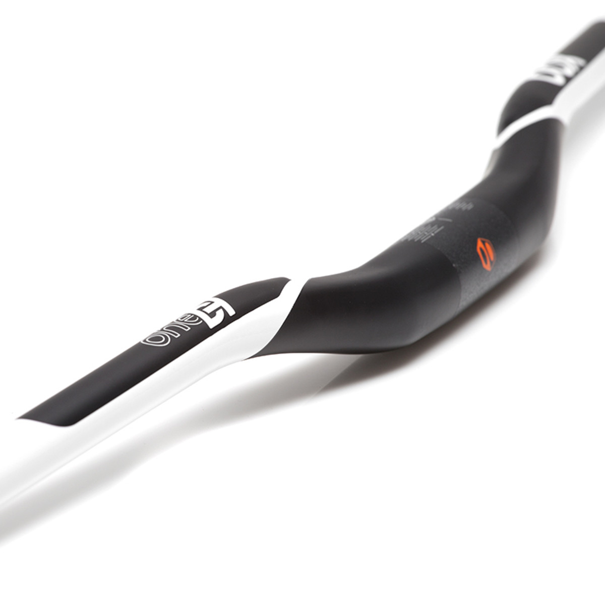 BOX ONE DH HANDLEBAR WHITE 30MM RISE - 2