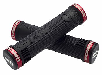 BOX One grip black / red clamp