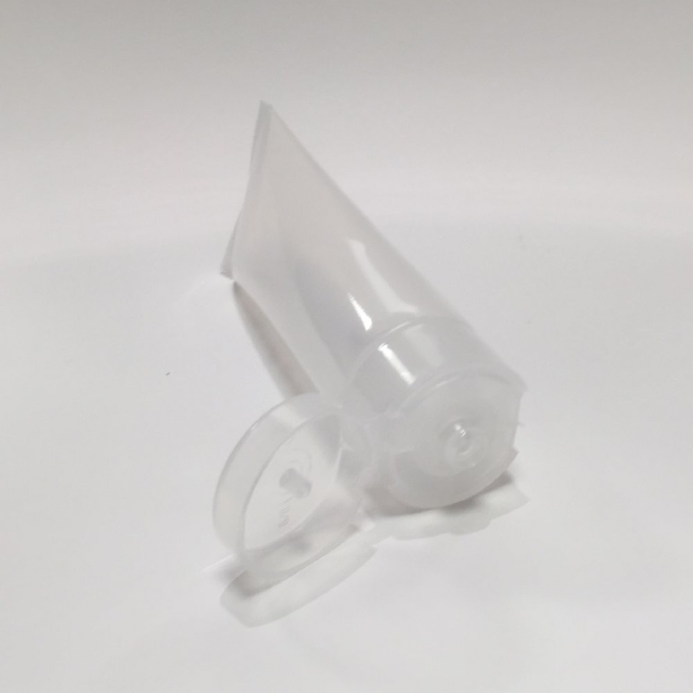 Tom plasttub i fickformat - 2