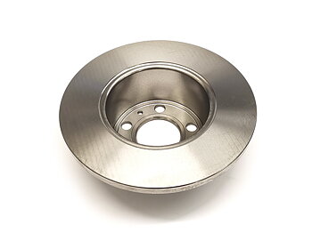 Bromsskiva fram P1800 från  chnr 30001-